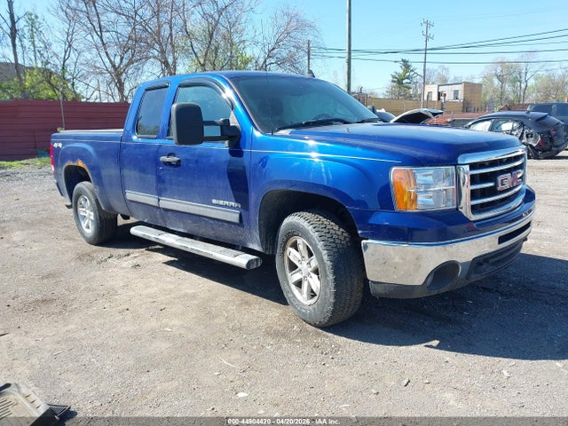 Salvage GMC Sierra 1500 Image