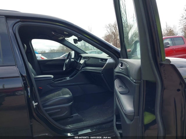 Jeep Grand Cherokee Altitude 4x4