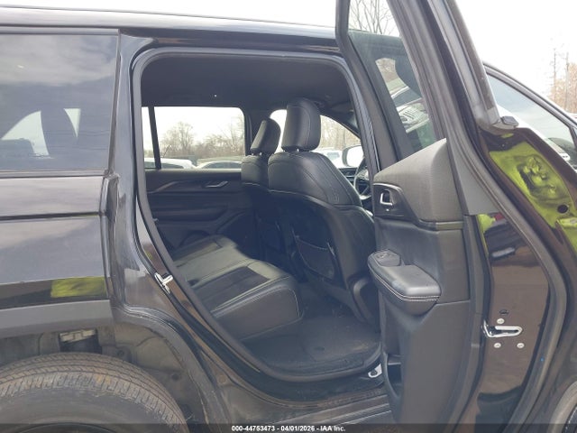 Jeep Grand Cherokee Altitude 4x4