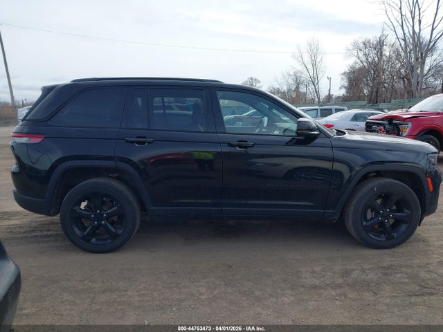 Jeep Grand Cherokee Altitude 4x4