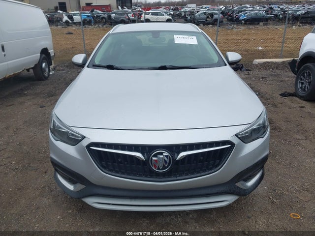 Buick Regal TourX Essence