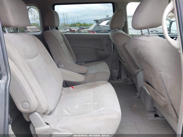 Nissan Quest