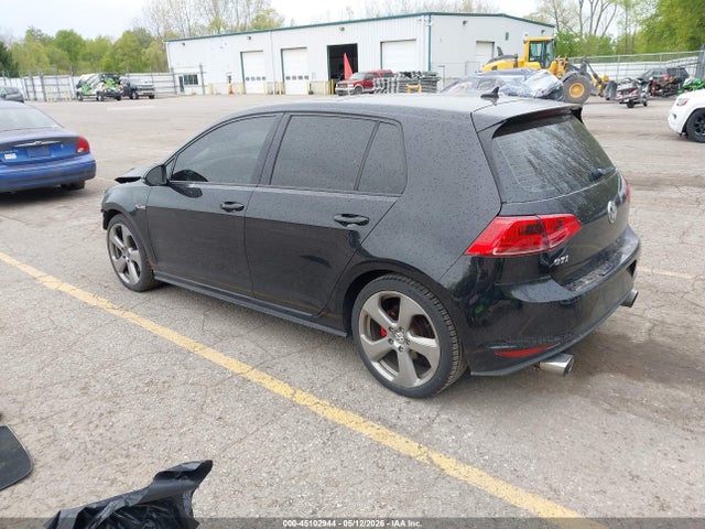 Volkswagen Golf 2.0t Se 4-door
