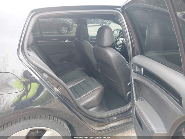 Volkswagen Golf 2.0t Se 4-door