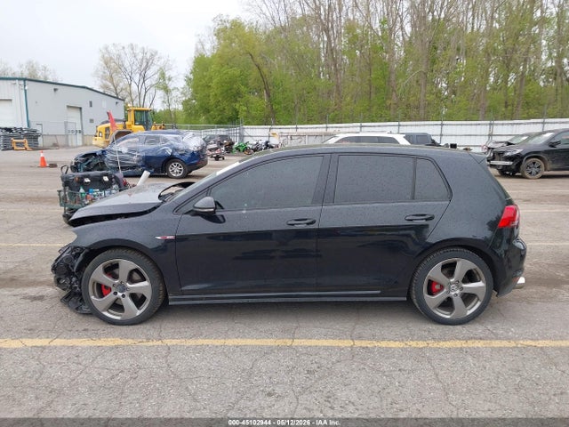 Volkswagen Golf 2.0t Se 4-door