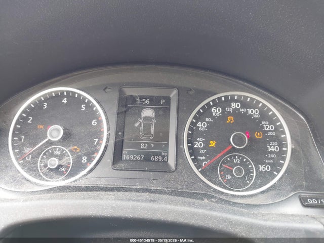 Volkswagen Tiguan S