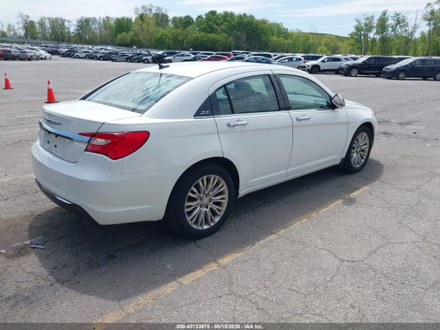 Chrysler 200 Limited