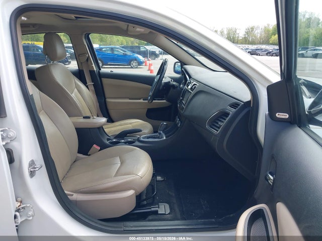 Chrysler 200 Limited