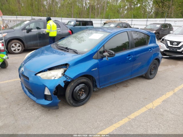 Toyota Prius c Two