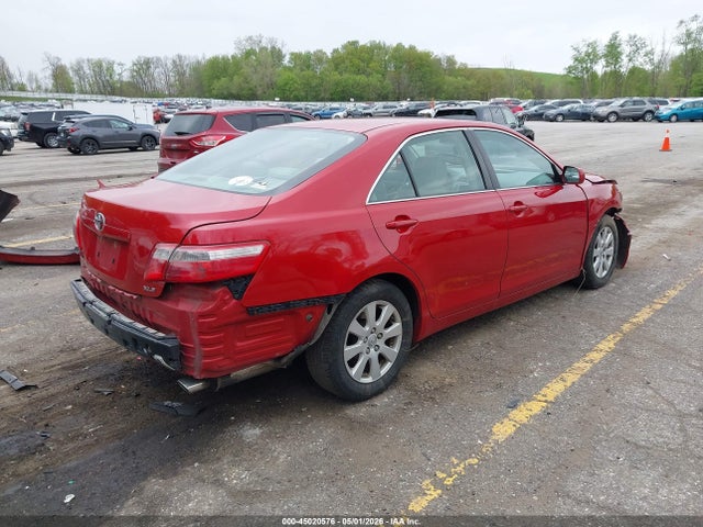 Toyota Camry Xle V6