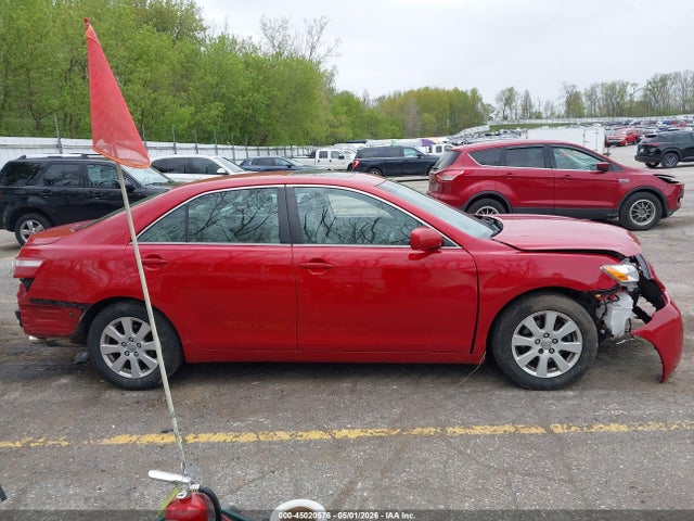 Toyota Camry Xle V6