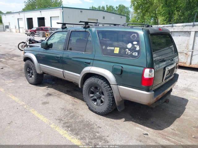 Toyota 4Runner Limited V6