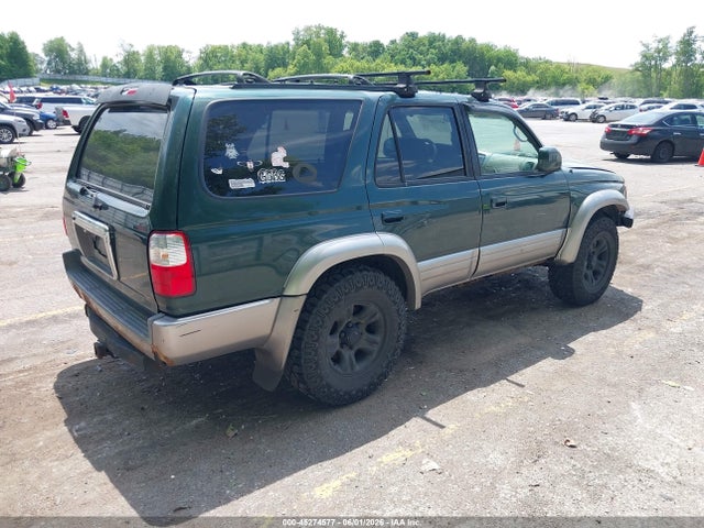 Toyota 4Runner Limited V6