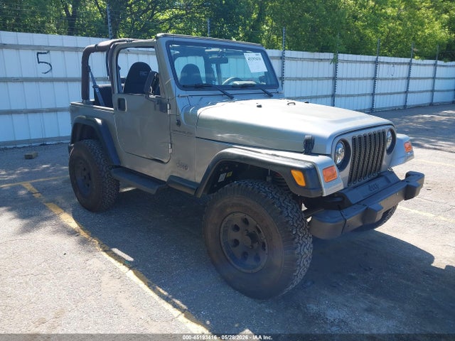 Salvage Jeep Wrangler Image