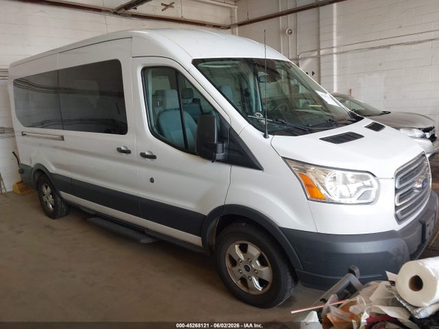 Salvage Ford Transit Image
