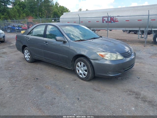 Salvage Toyota Camry Image