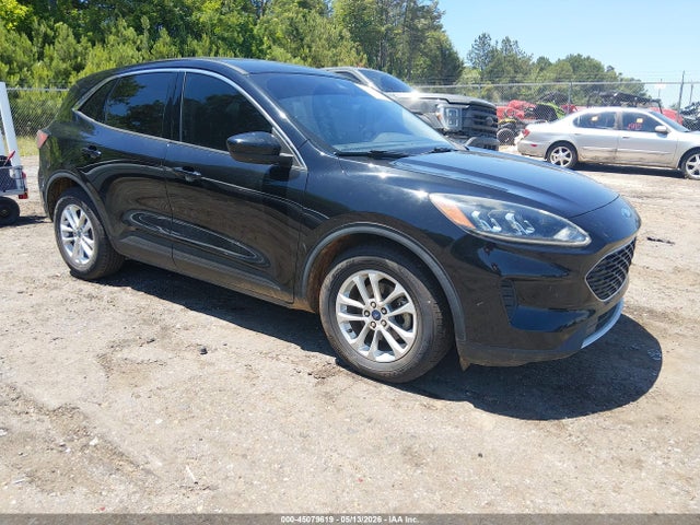 Salvage Ford Escape Image