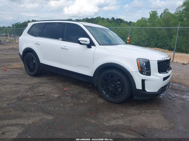 Salvage Kia Telluride Image