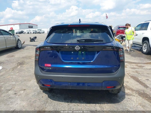 Nissan Kicks Sv Fwd