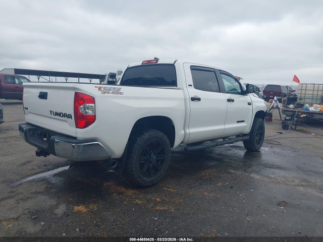 Toyota Tundra Sr5