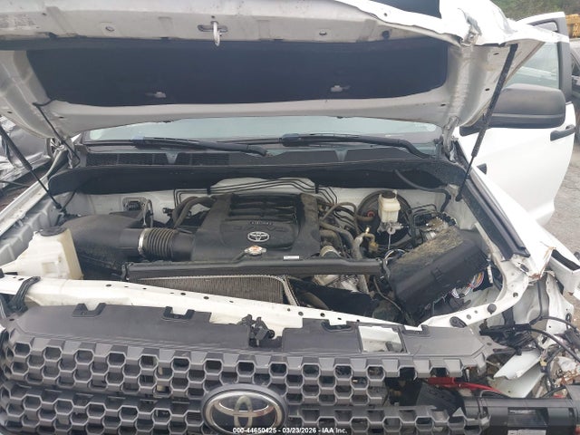 Toyota Tundra Sr5