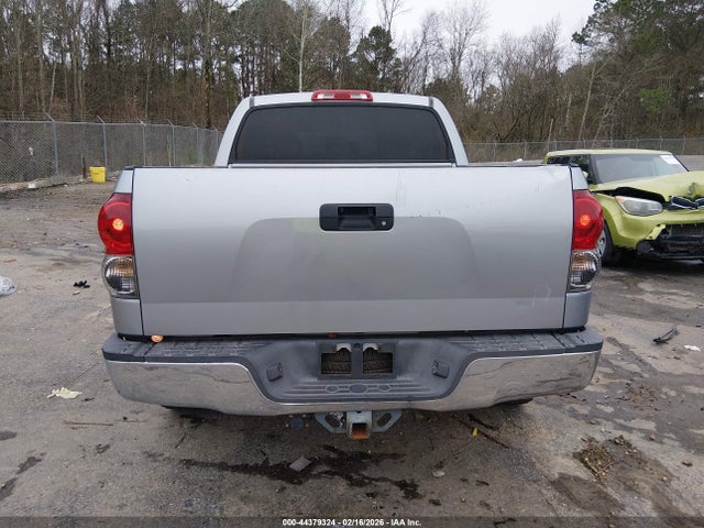 Toyota Tundra Sr5 5.7l V8