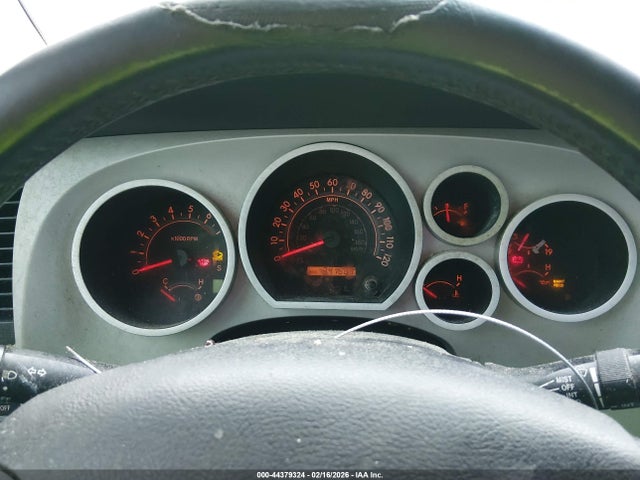 Toyota Tundra Sr5 5.7l V8