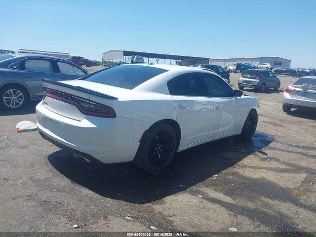Dodge Charger Sxt Rwd