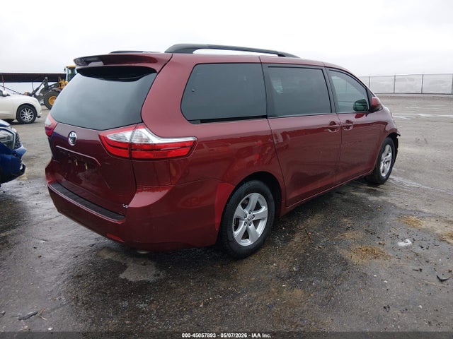 Toyota Sienna Le 8 Passenger
