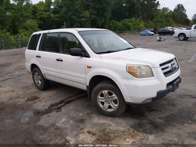 Salvage Honda Pilot Image