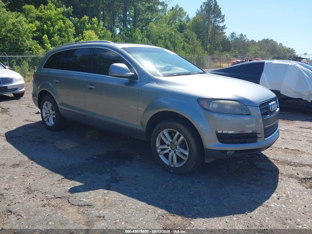 Salvage Audi Q7 Image