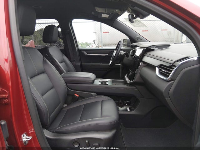 GMC Acadia Fwd Elevation