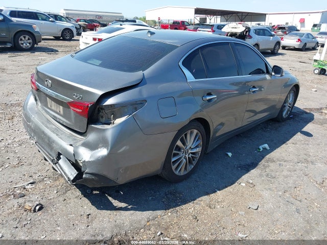 INFINITI Q50 3.0t Luxe