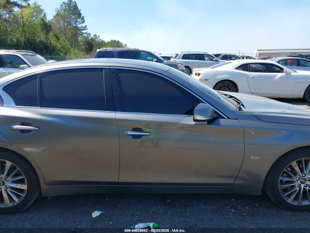 INFINITI Q50 3.0t Luxe