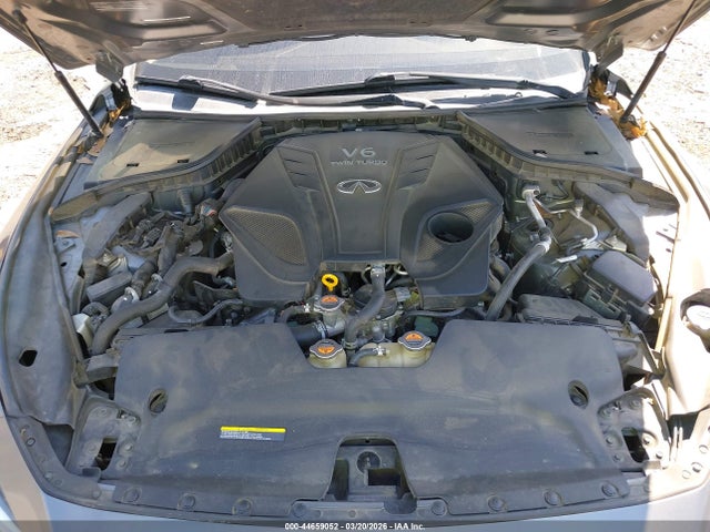 INFINITI Q50 3.0t Luxe