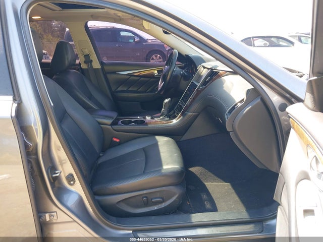 INFINITI Q50 3.0t Luxe