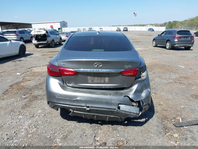 INFINITI Q50 3.0t Luxe