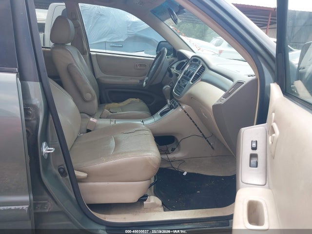 Toyota Highlander V6