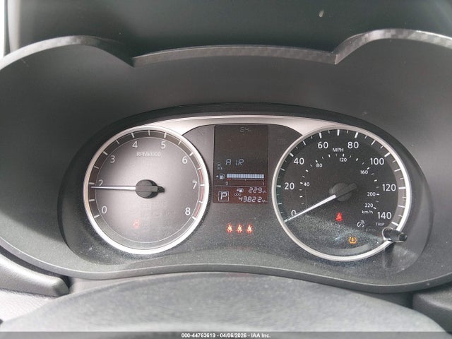 Nissan Versa 1.6 S