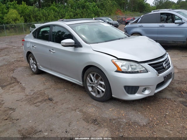 Salvage Nissan Sentra Image