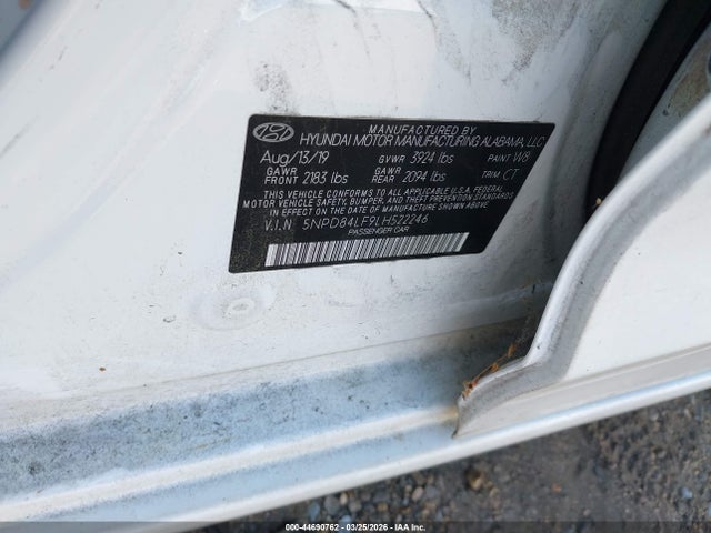 Hyundai ELANTRA Value Edition