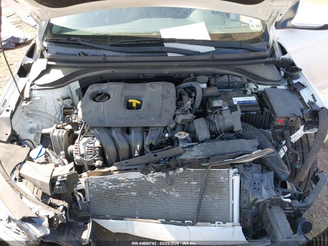 Hyundai ELANTRA Value Edition