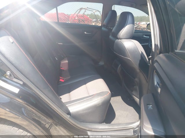 Toyota Camry Se