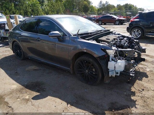 Salvage Toyota Camry Image