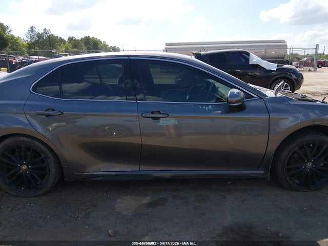 Toyota Camry Xse