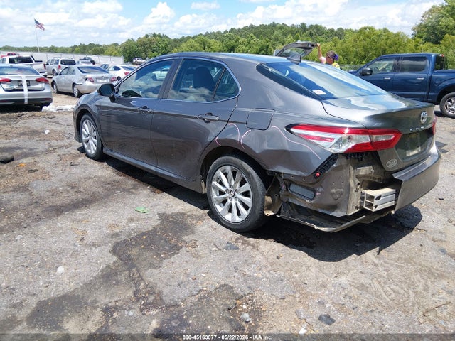 Toyota Camry Le