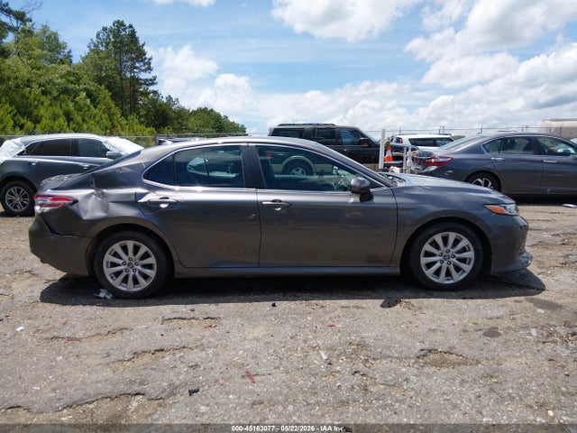 Toyota Camry Le