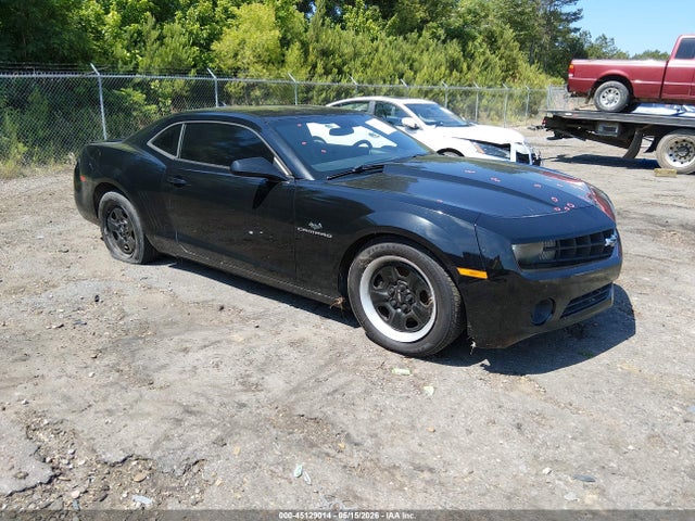 Salvage Chevrolet Camaro Image