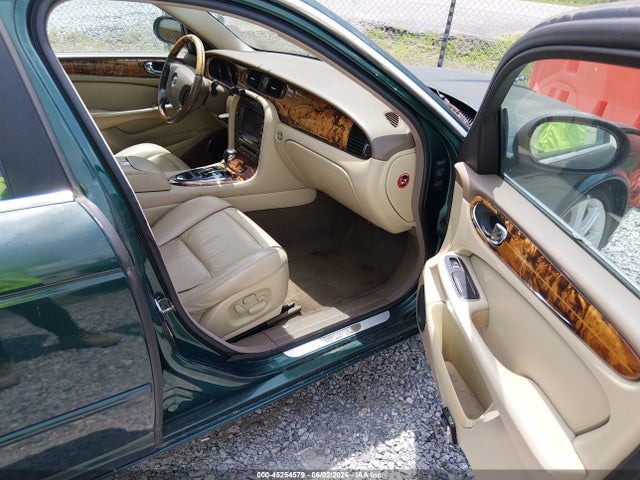 Jaguar XJ Super V8