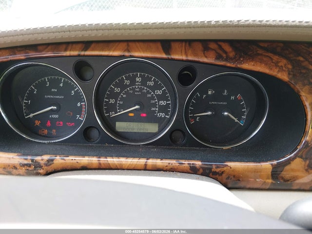 Jaguar XJ Super V8